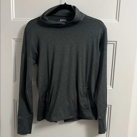 Columbia Tops - Columbia women’s shirt